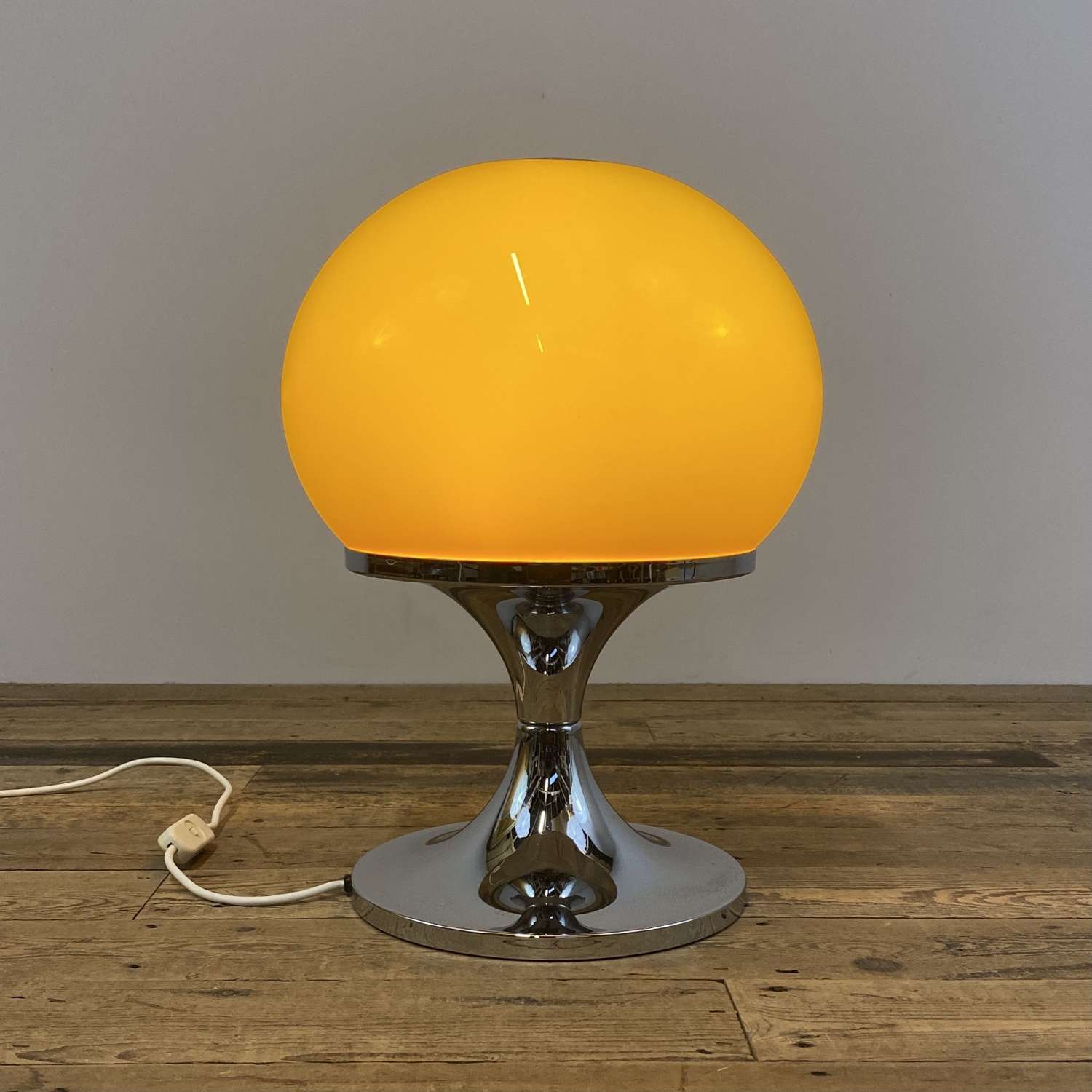 Harvey Guzzini Lamp