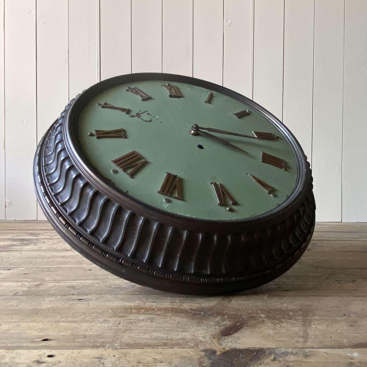 Vintage Wall Clock – Wood/Bronze/Brass