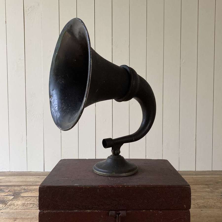 Vintage speaker horn