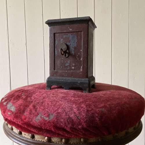 Vintage Miniature Safe